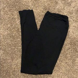 Rare black!!  Lu La Roe black leggings